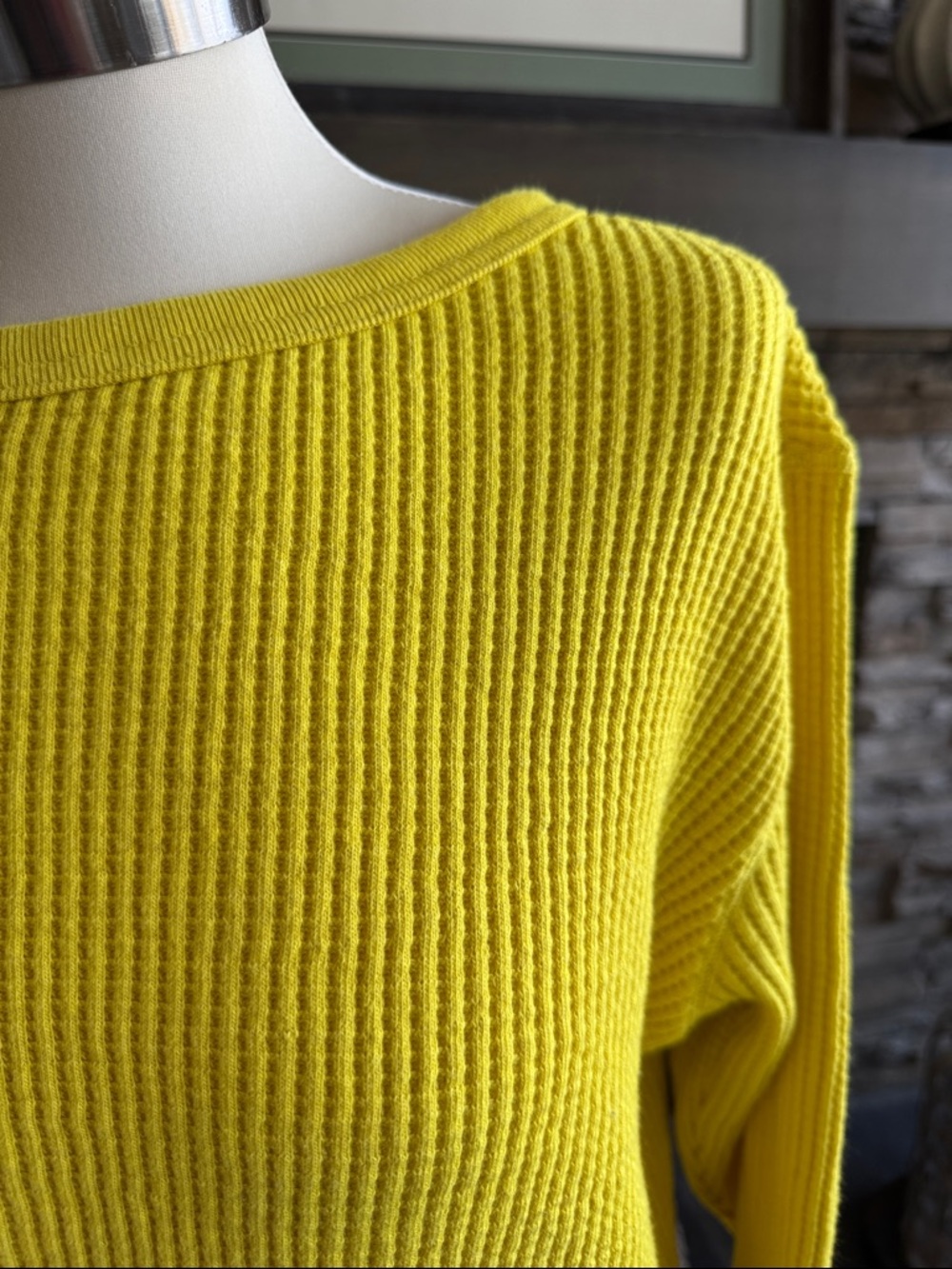 GAP Yellow Ribbed Long Sleeve Crew Thermal Top - Picture 5 of 13